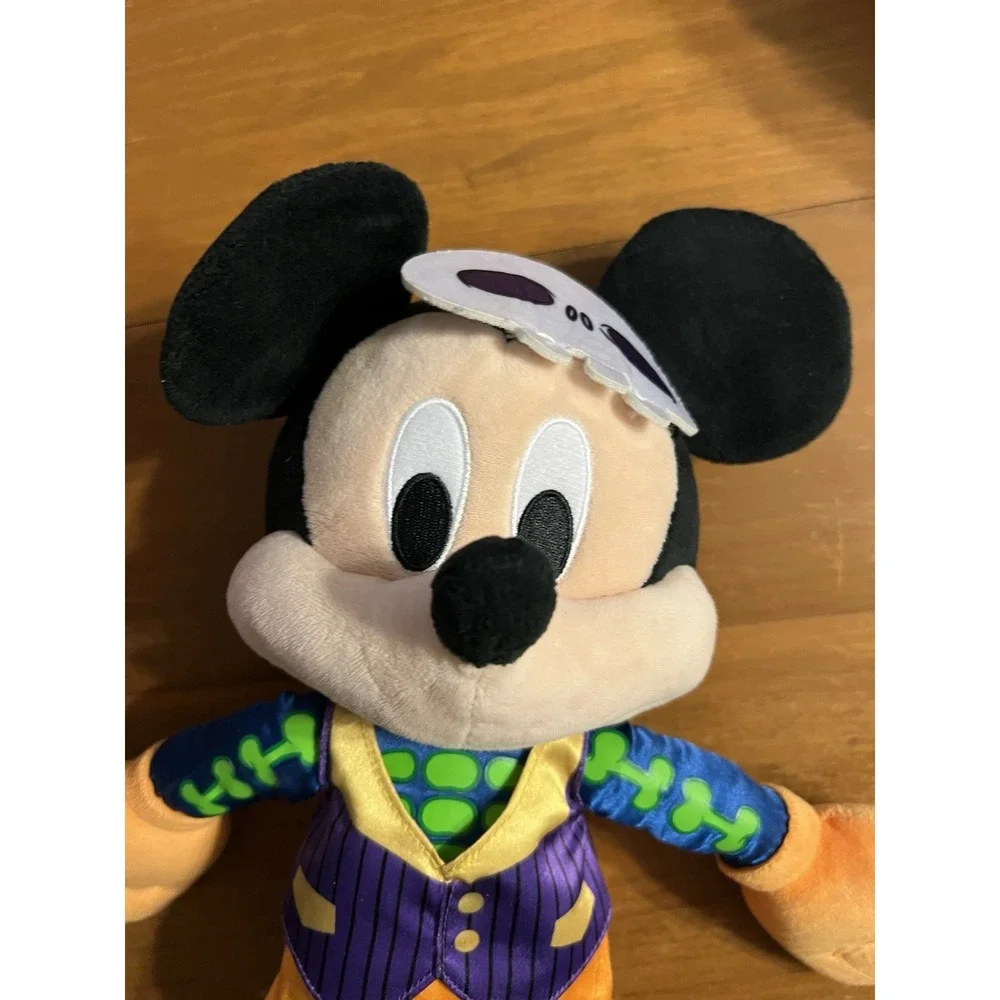 Disney Parks Mickey‎ Mouse Glow-in-the-Dark Halloween 2023 Plush 15